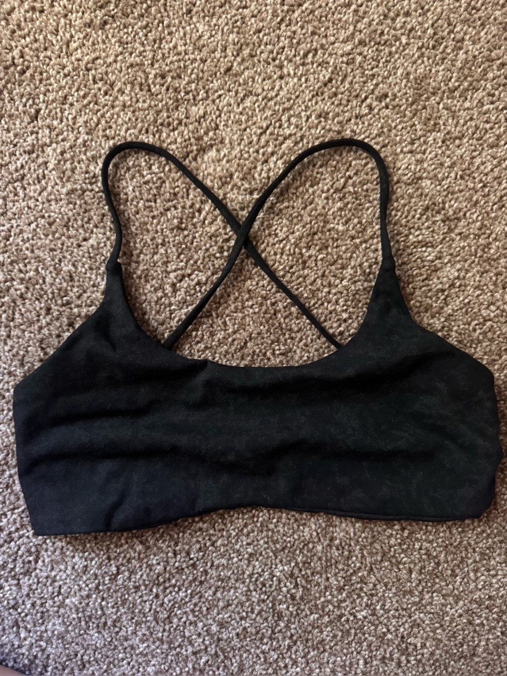 Aurola black sports bra